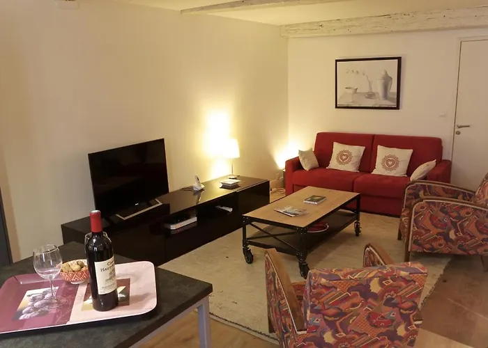 Appartement Sauvageau - 1 Avec Parking *