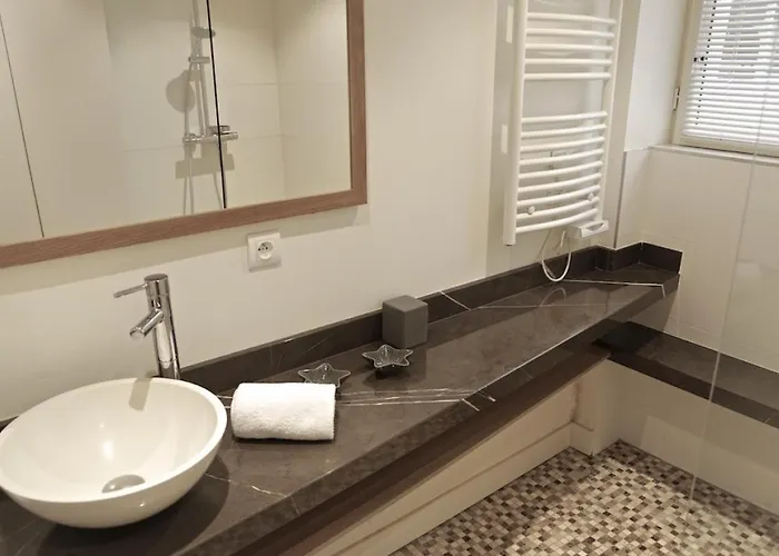 Appartement Sauvageau - 1 Avec Parking