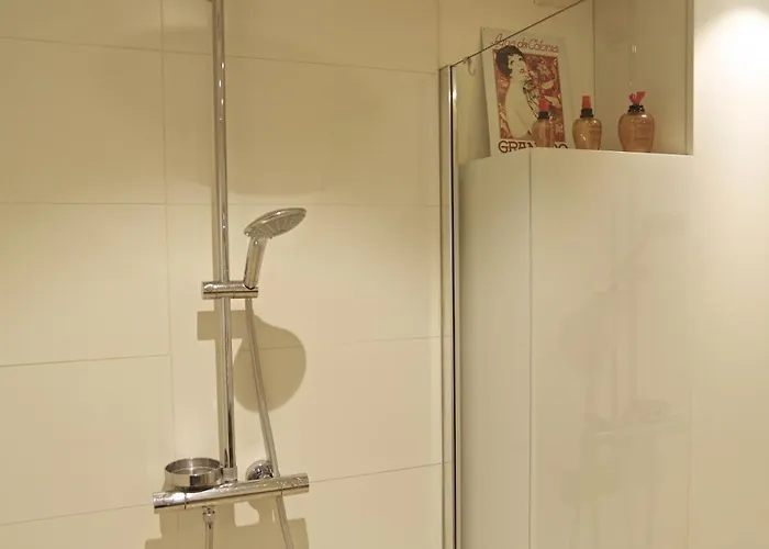 Appartement Sauvageau - 1 Avec Parking *